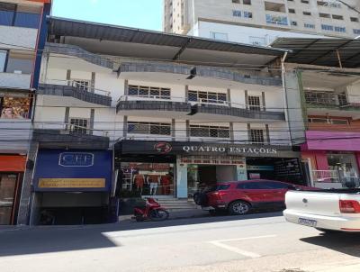 Prdio Comercial para Locao, em Manhuau, bairro Santo Antnio, 10 banheiros